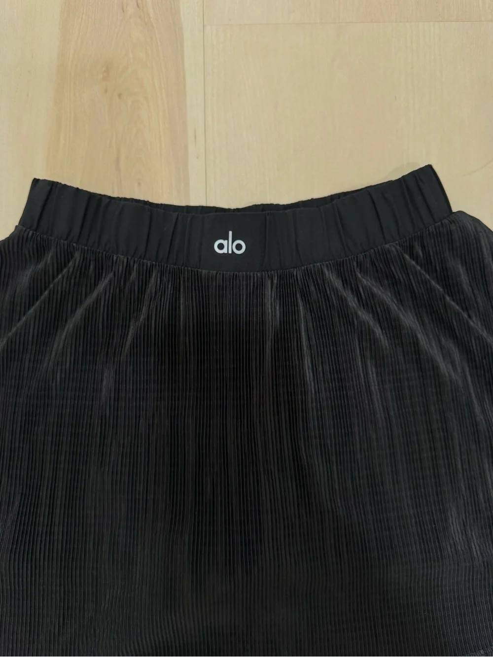 EUC ALO Yoga Micro Plisse Tennis Skirt Skort Black Women's XS *See Measurements